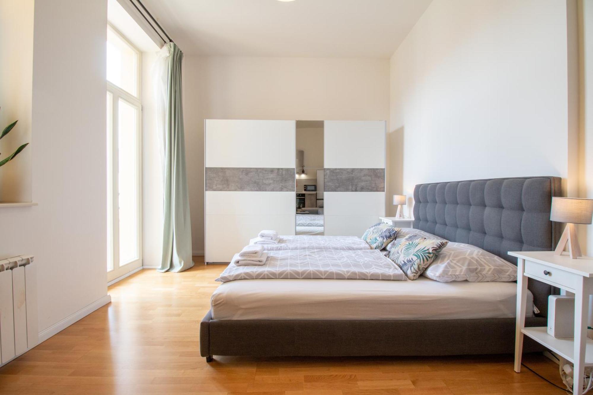 Stay Inn Apartments Stepanska Apartament *