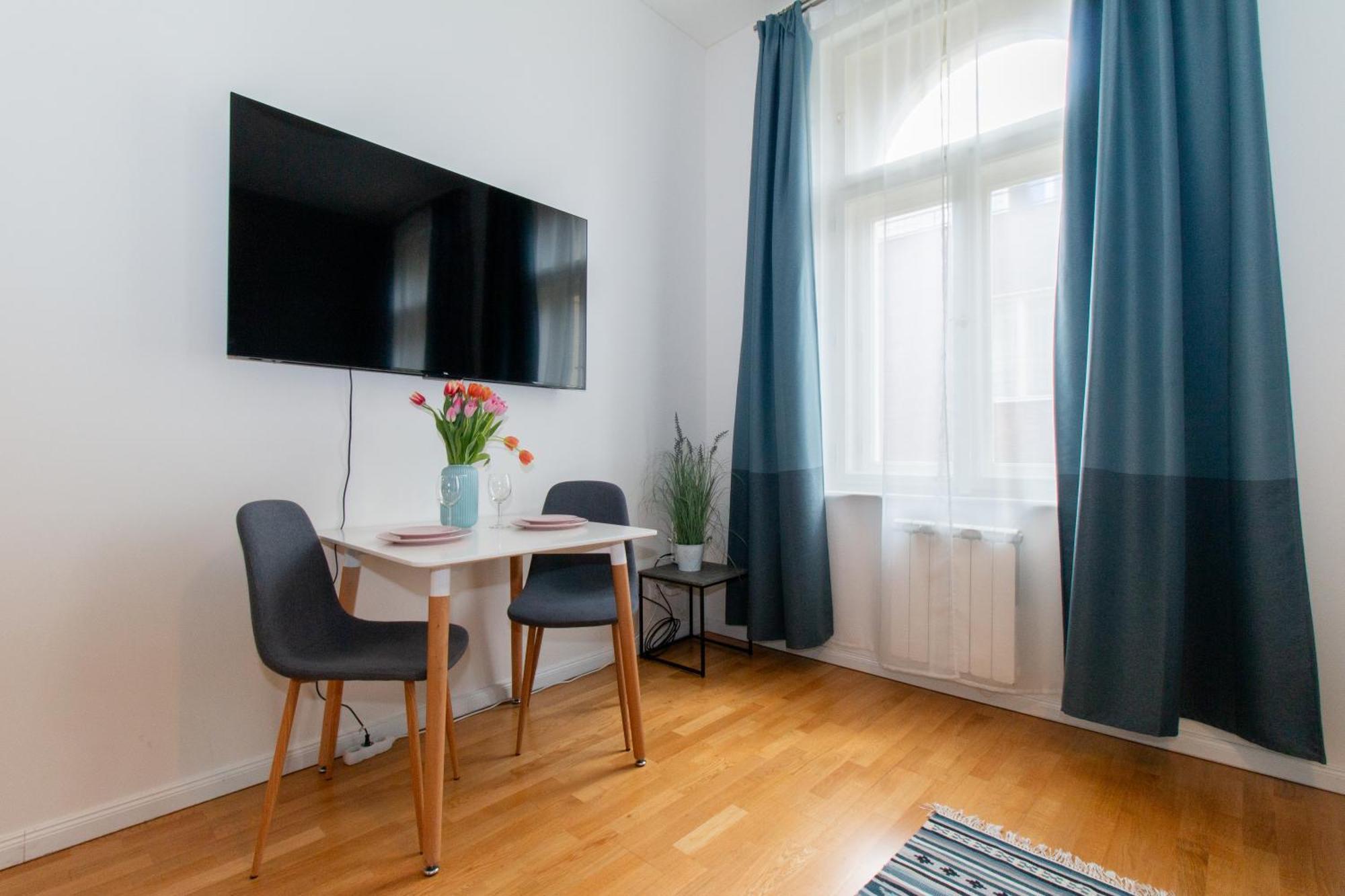 Stay Inn Apartments Stepanska Apartament *
