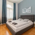 Stay Inn Apartments Stepanska